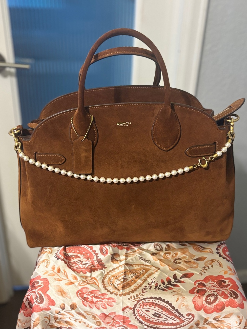 Coach Soft Empire Carryall Bag 40 in Brown Suede Satchel with Pearl Accent Strap - Picture 4 of 15